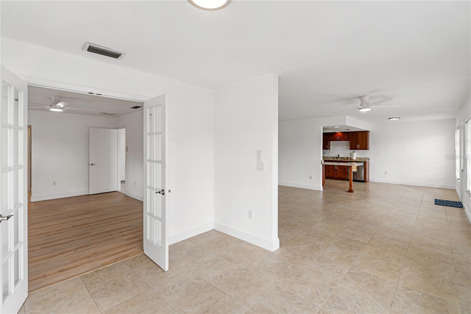 GULF GATE - Residential