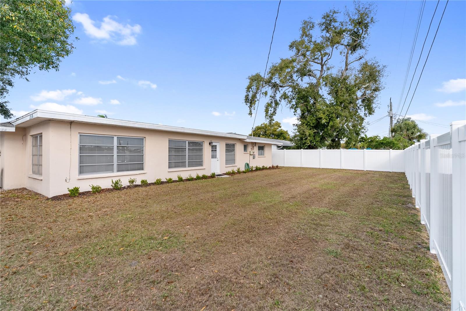 GULF GATE - Residential