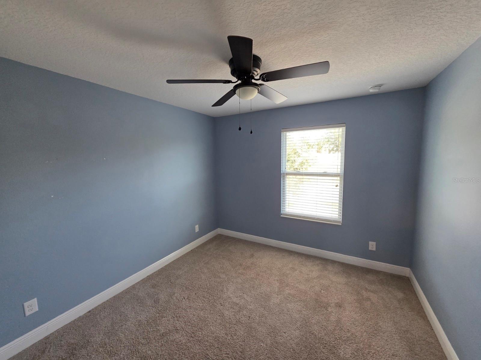 LAUREL ESTATES - Residential Lease