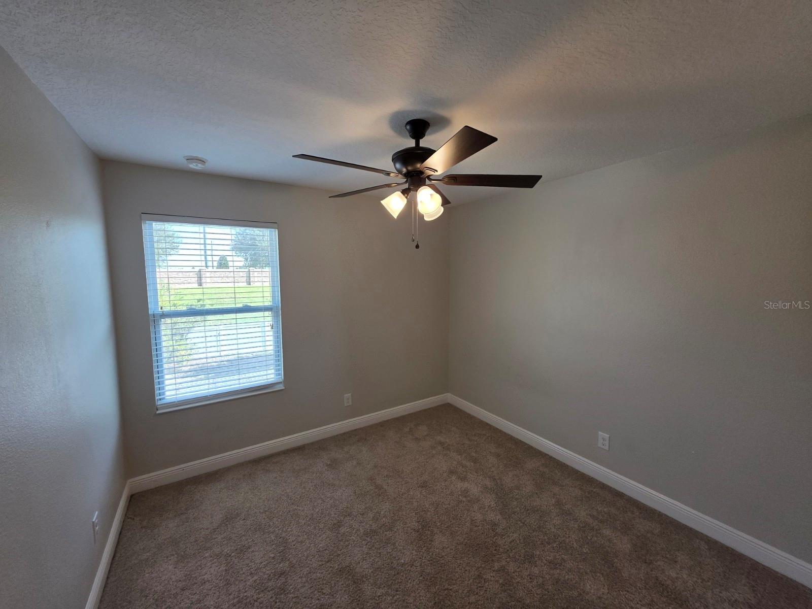 LAUREL ESTATES - Residential Lease