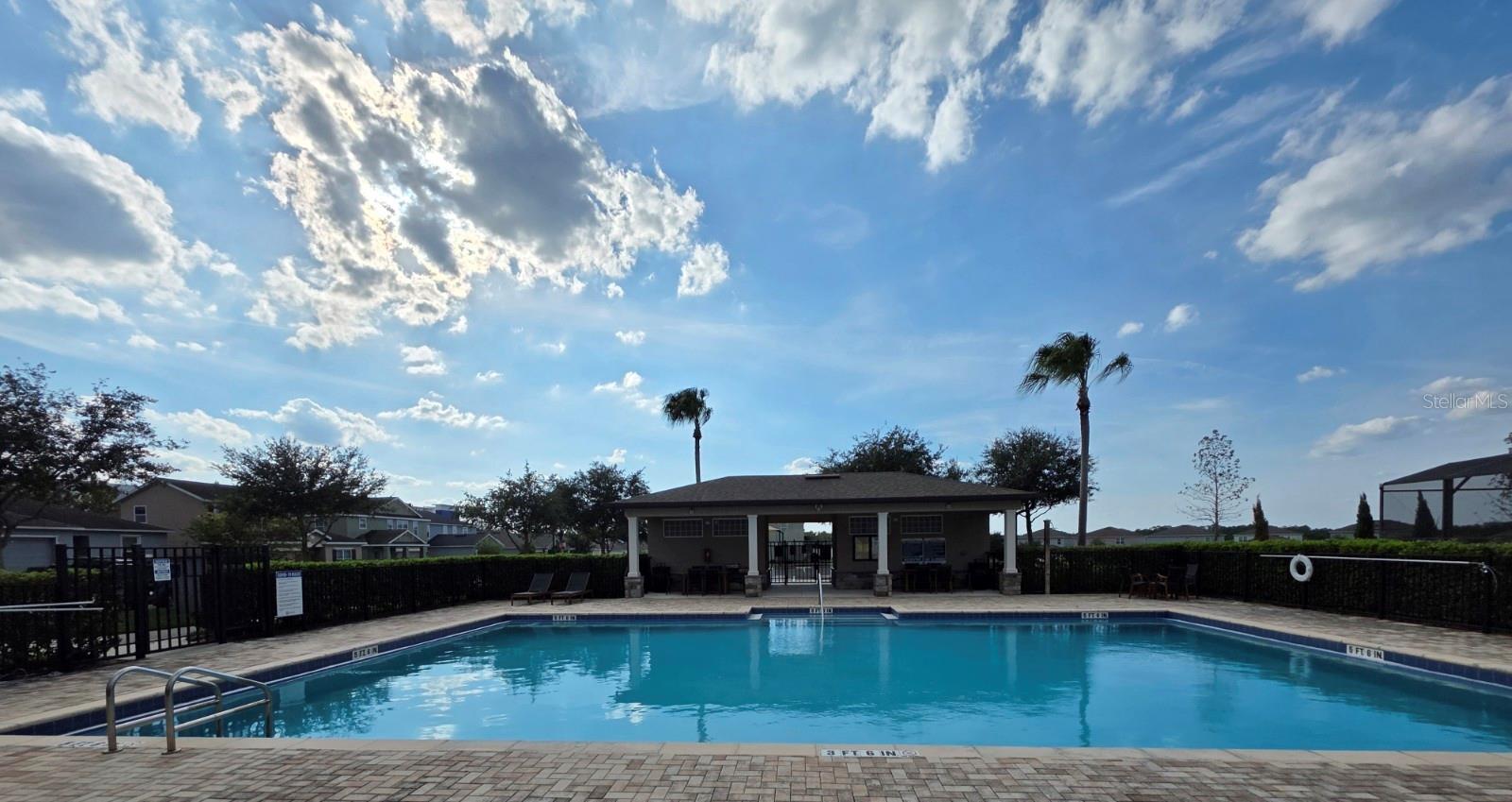 LAUREL ESTATES - Residential Lease