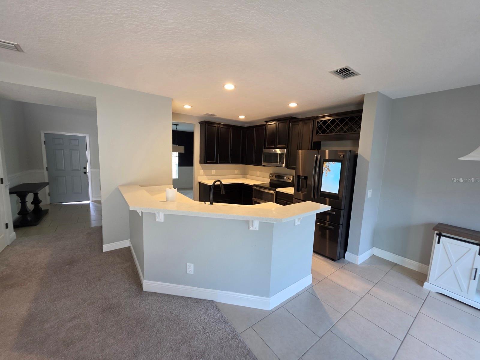 LAUREL ESTATES - Residential Lease