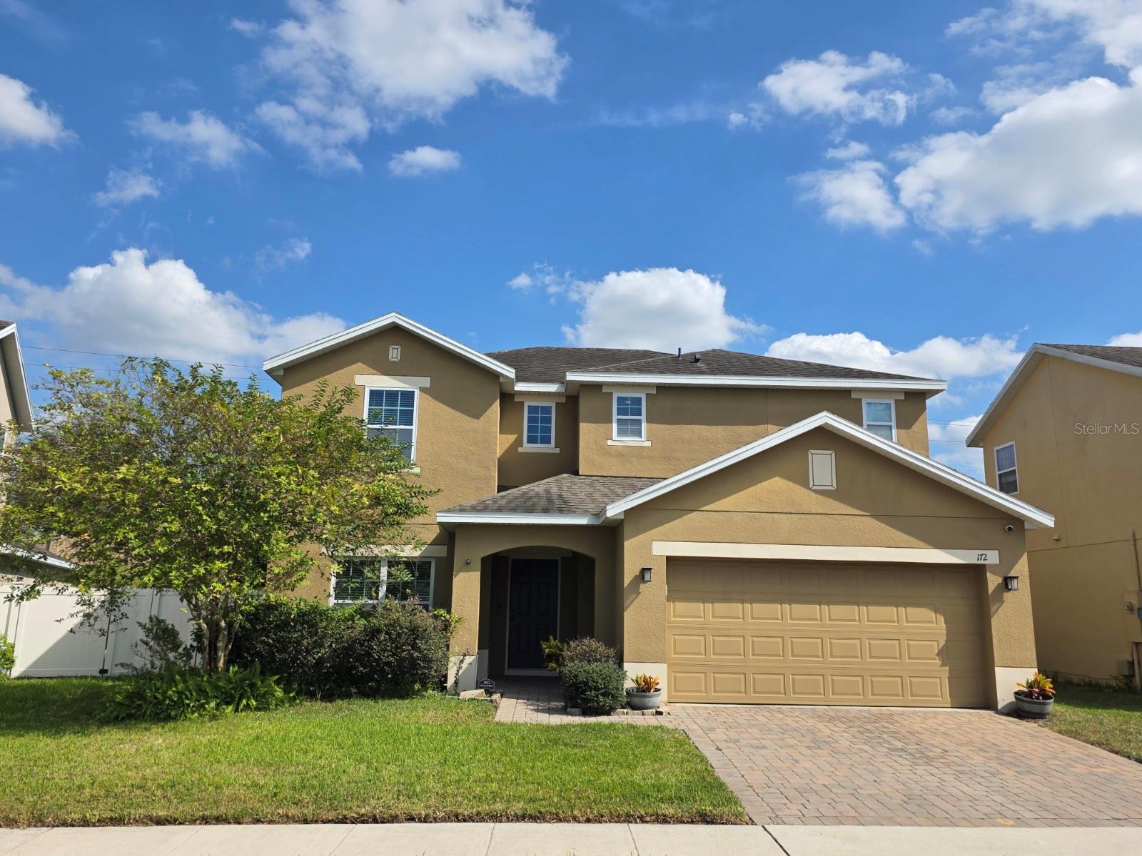 LAUREL ESTATES - Residential Lease