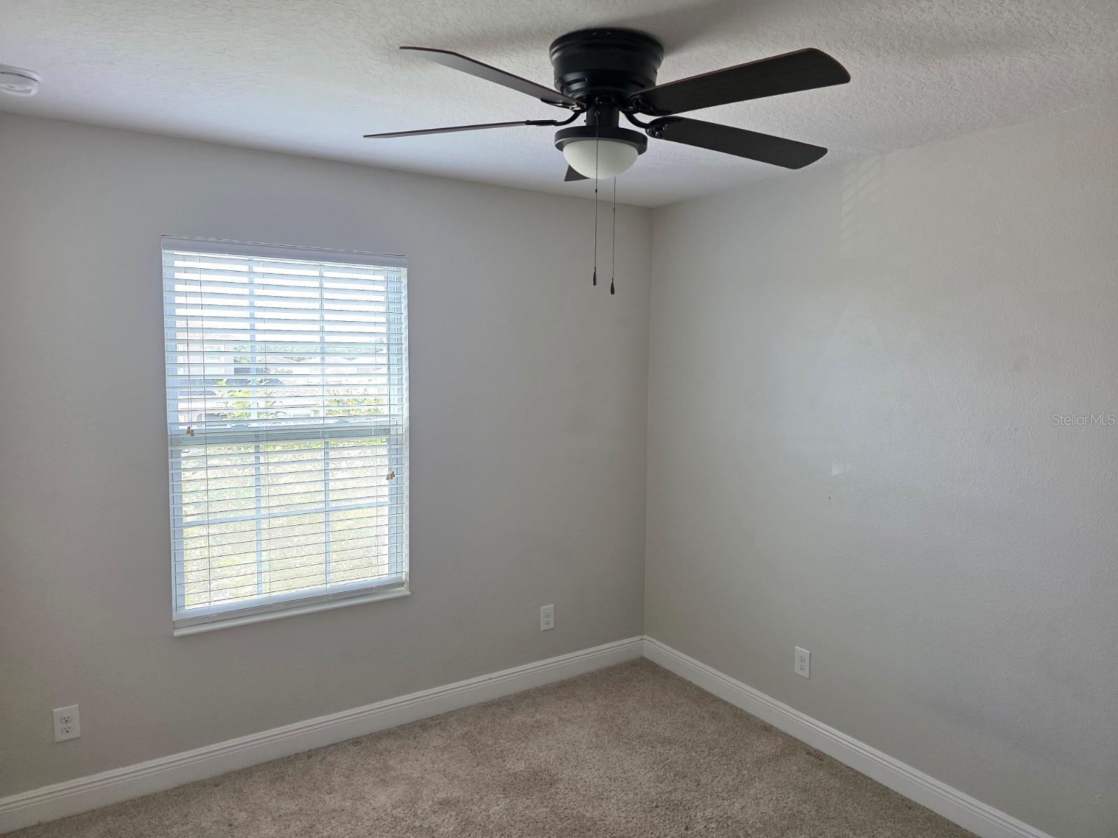 LAUREL ESTATES - Residential Lease