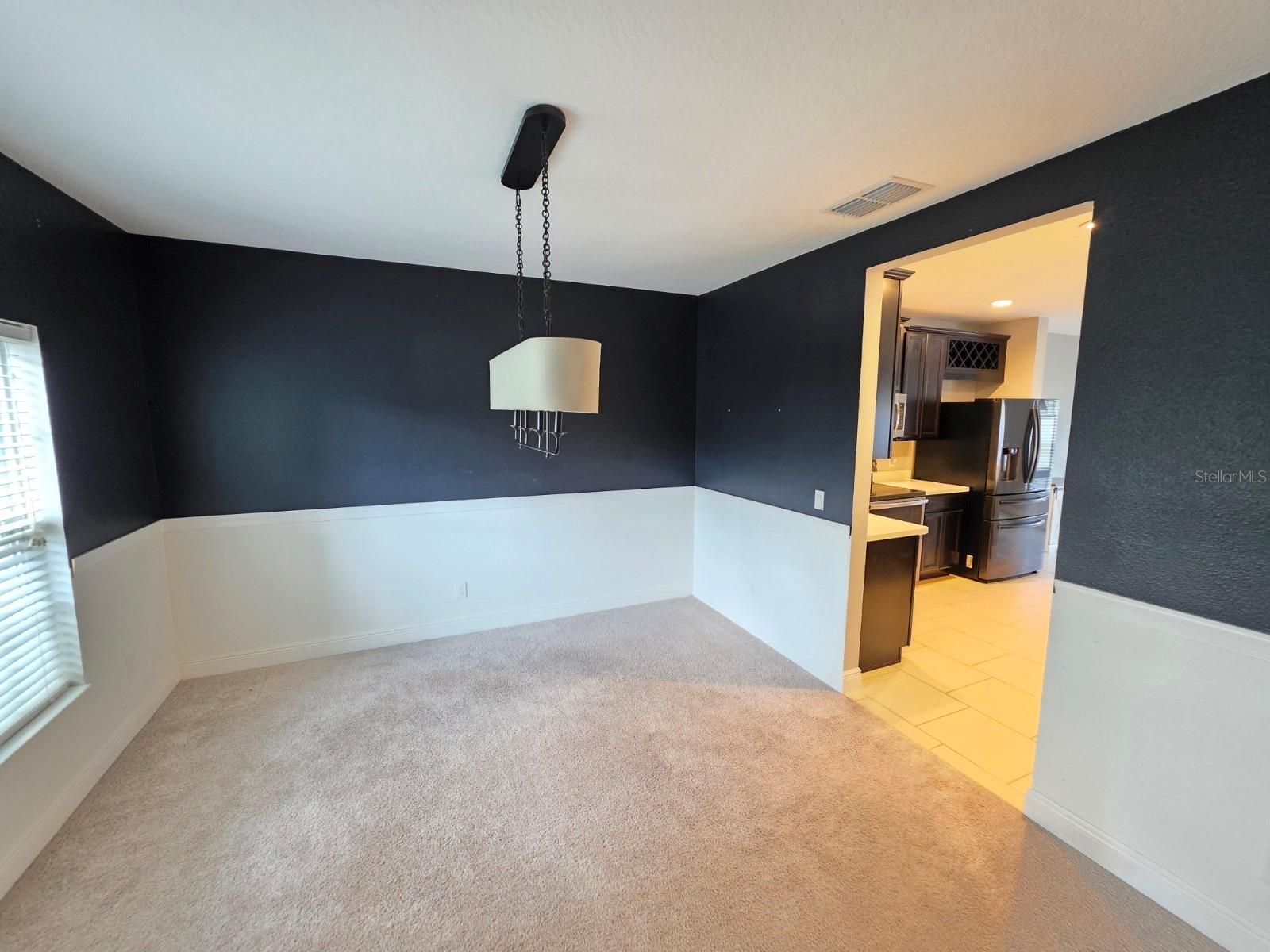 LAUREL ESTATES - Residential Lease