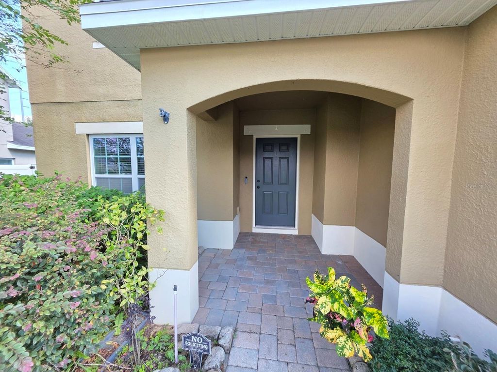 Photo of 172 Williamson Drive, Davenport, FL 33897 (MLS # S5137230)