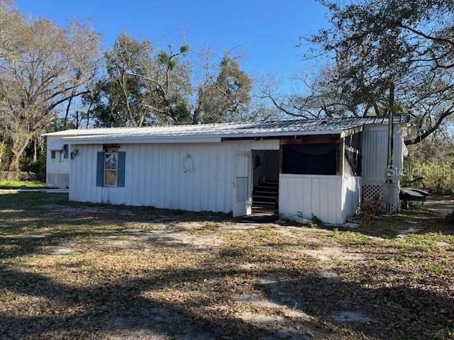 LEWELLYN COUNTRY ESTS - Residential