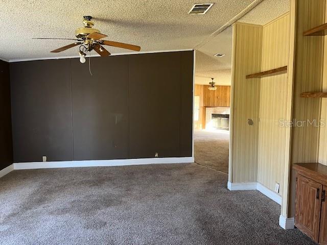 LEWELLYN COUNTRY ESTS - Residential