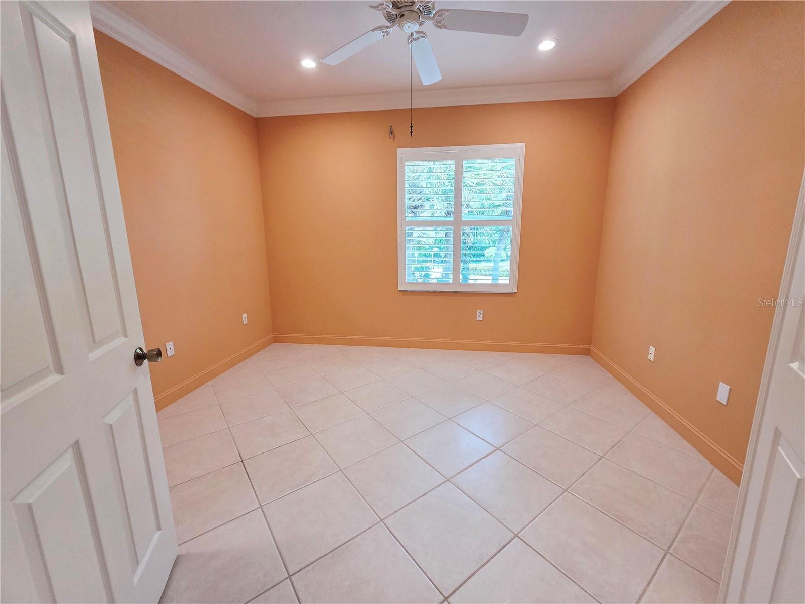 HUNTINGTON LAKES FIVE - Residential