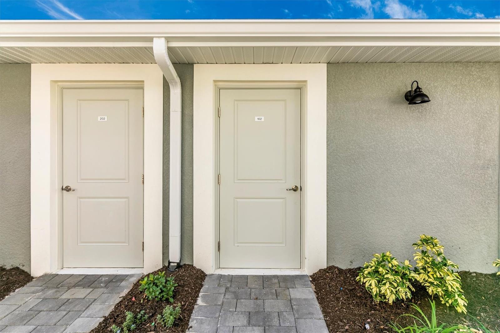 WELLEN PARK GOLF & COUNTRY CLUB - Residential Lease