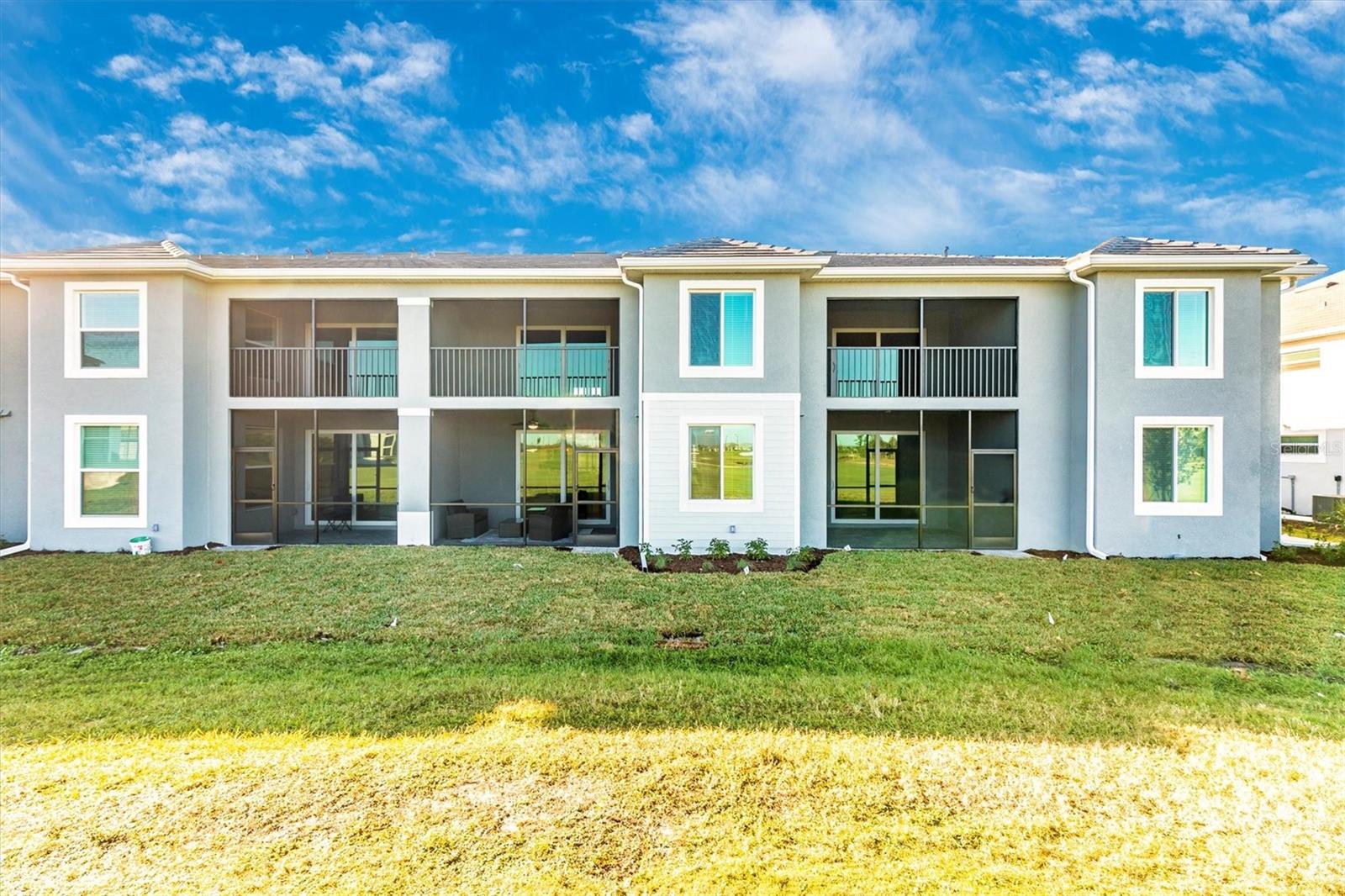 WELLEN PARK GOLF & COUNTRY CLUB - Residential Lease