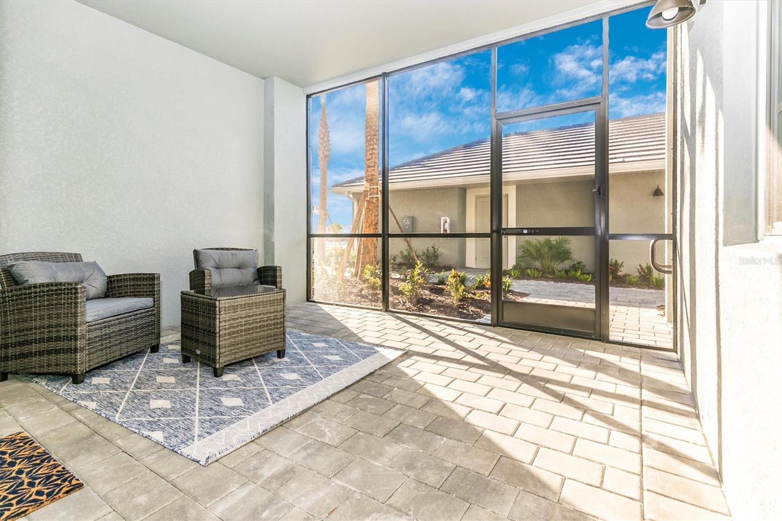 WELLEN PARK GOLF & COUNTRY CLUB - Residential Lease