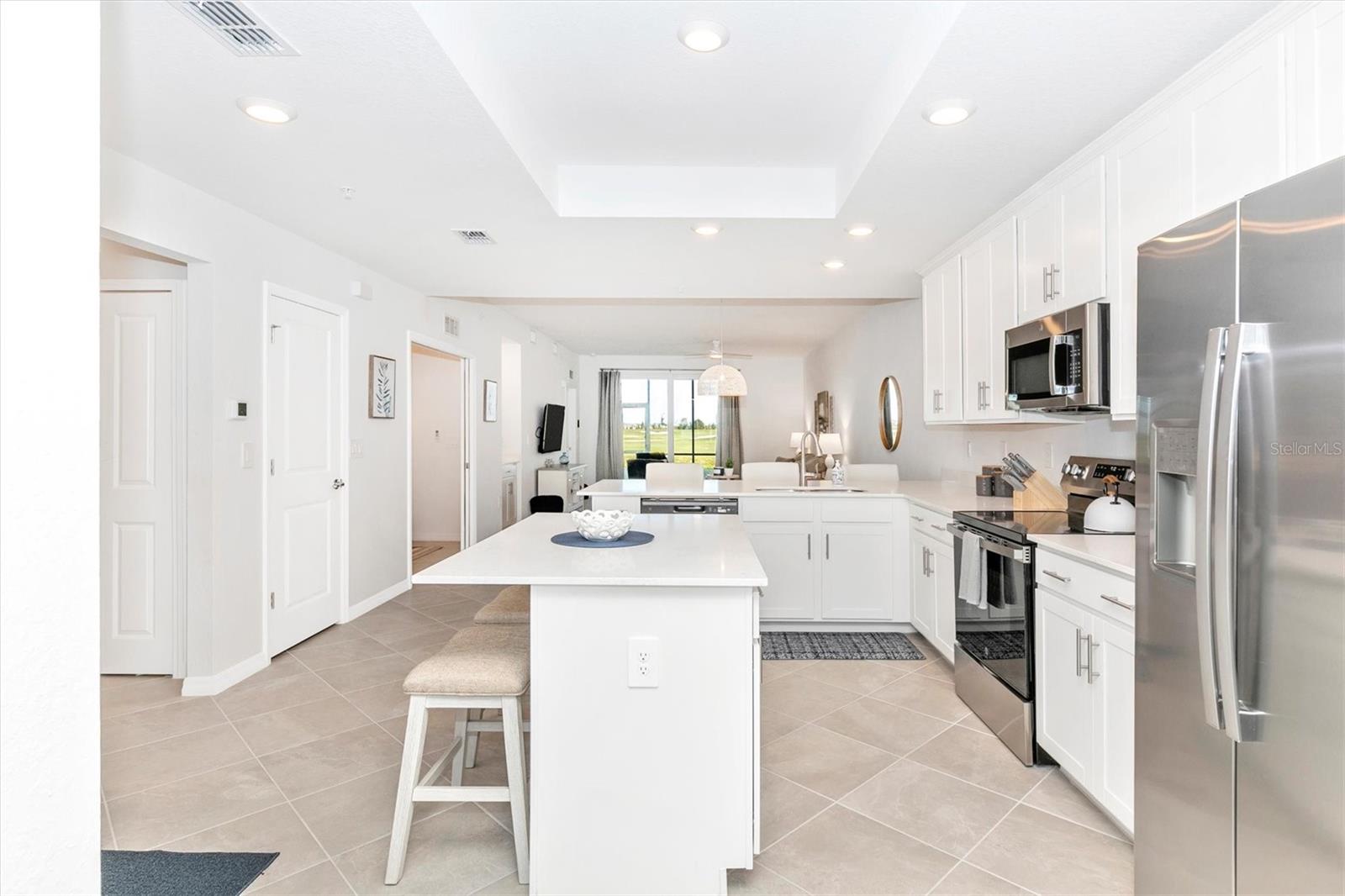 WELLEN PARK GOLF & COUNTRY CLUB - Residential Lease