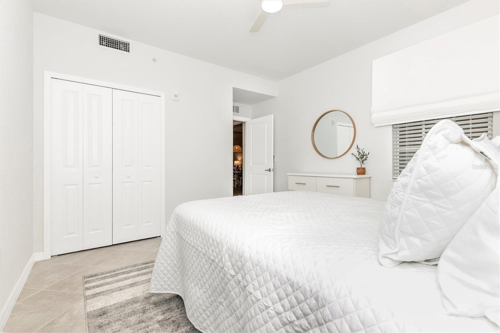WELLEN PARK GOLF & COUNTRY CLUB - Residential Lease