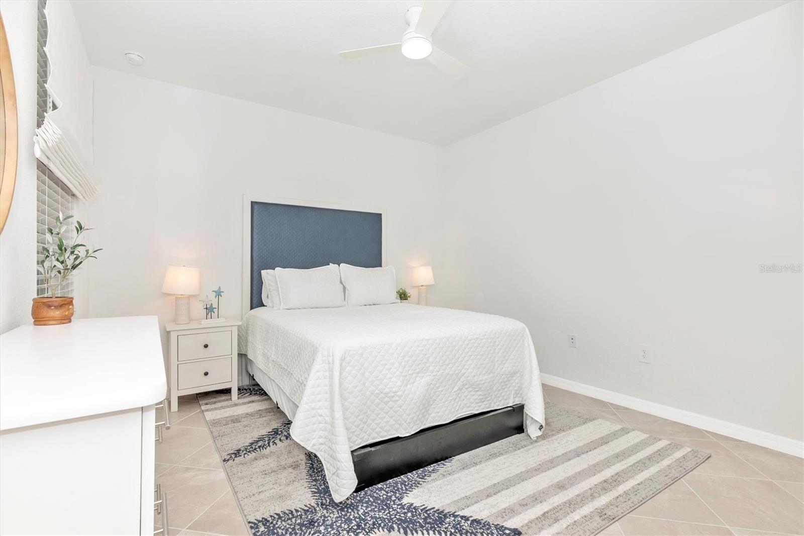 WELLEN PARK GOLF & COUNTRY CLUB - Residential Lease