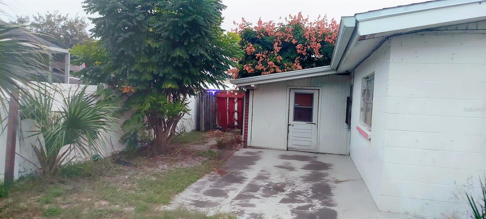 BOWE GARDENS SEC J 01 - Residential