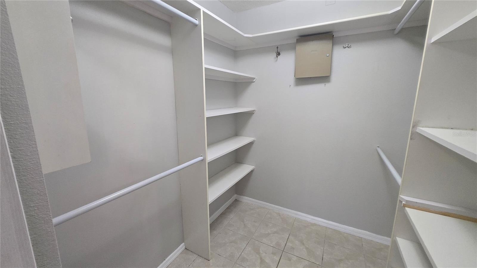 HEATHER LAKES UNIT XXXVI PH - Residential Lease