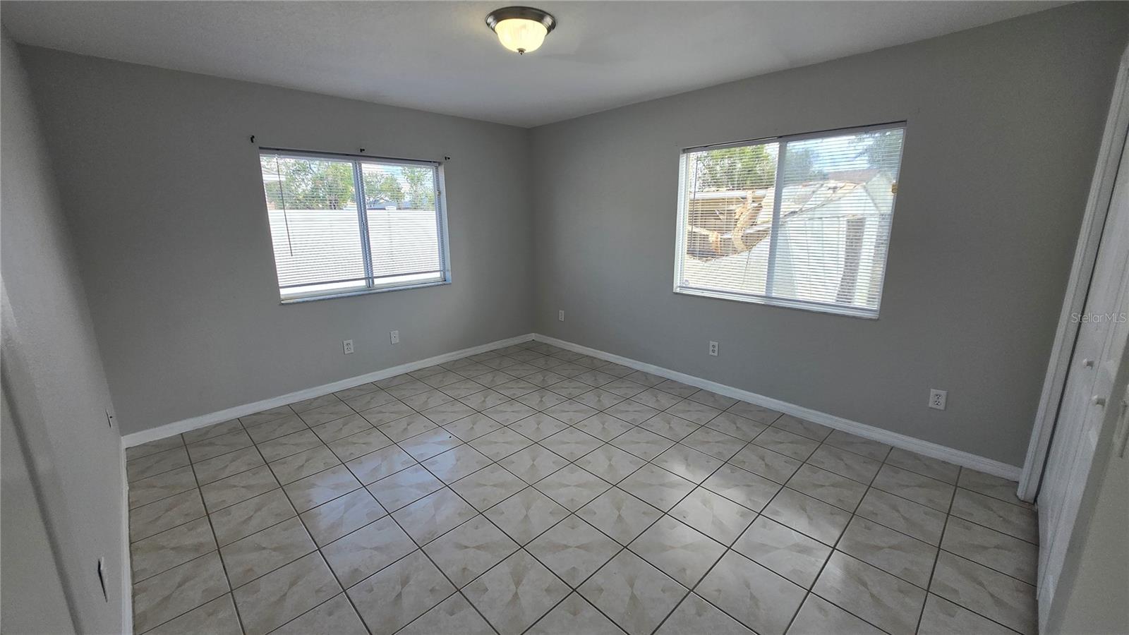 HEATHER LAKES UNIT XXXVI PH - Residential Lease