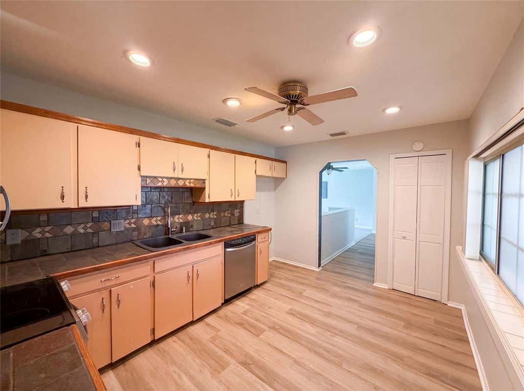 Photo of 466 Leland Drive, Deltona, FL 32725 (MLS # O6435779)