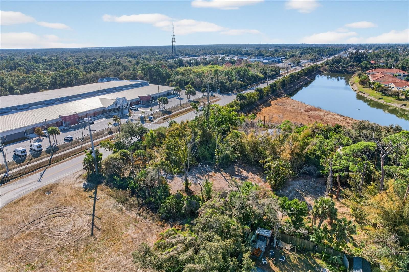 SARABAY ACRES - Land