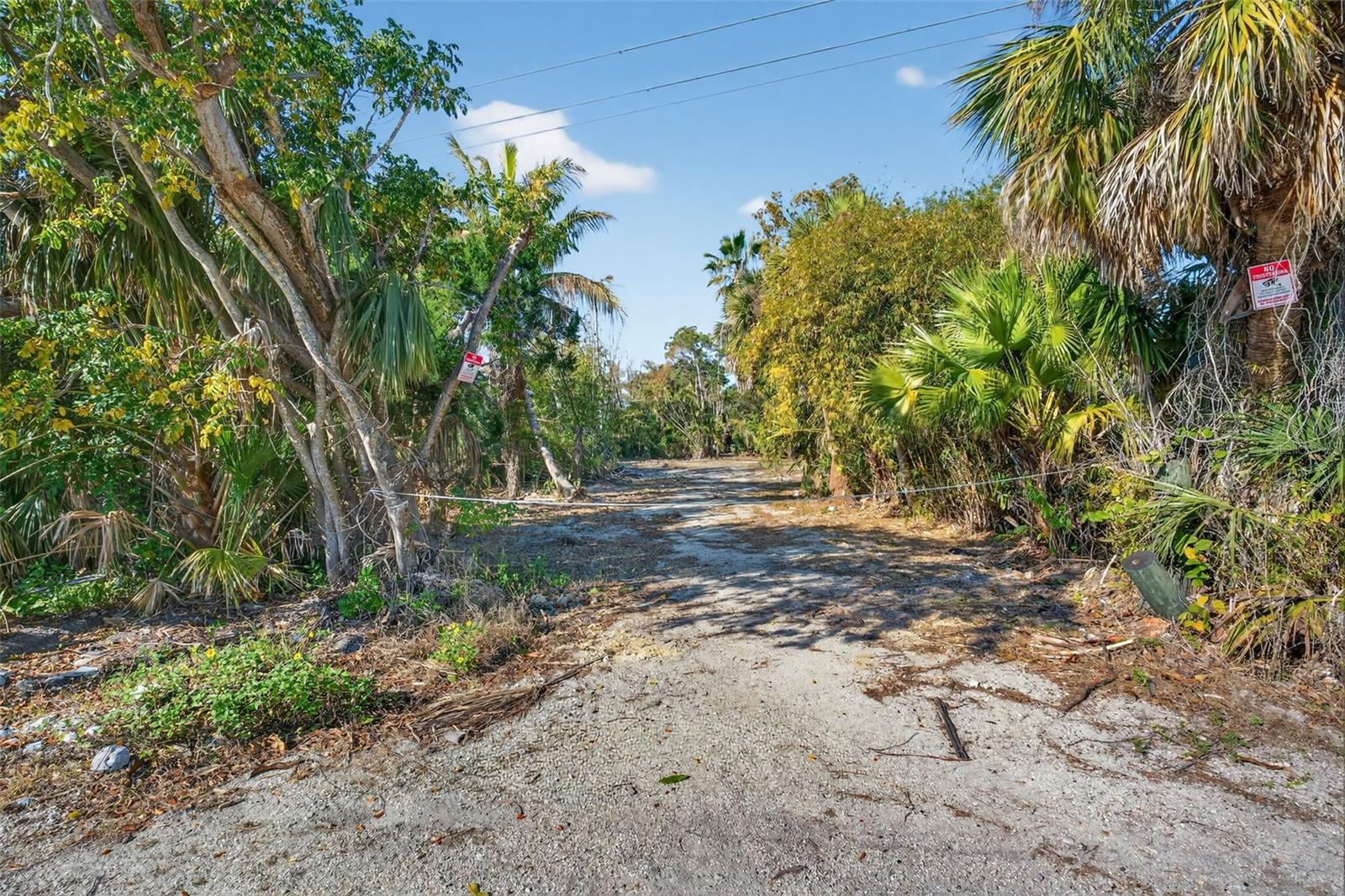 SARABAY ACRES - Land