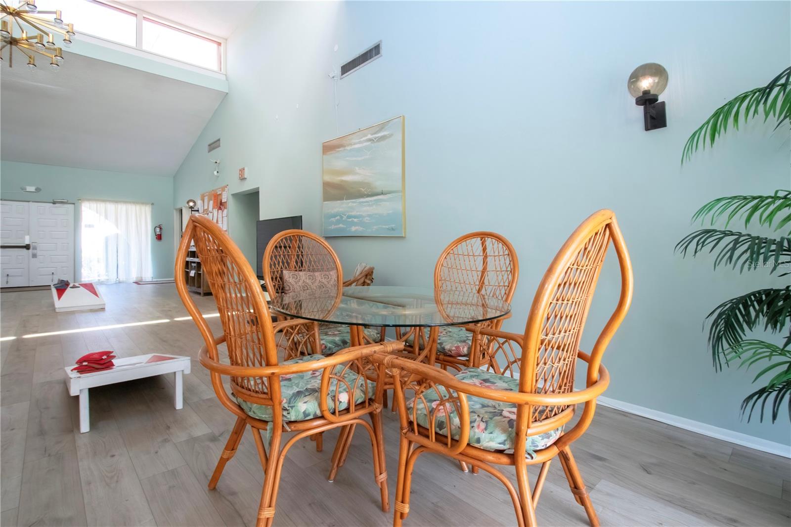 VILLAGE PLAZA SEC 3 - Residential