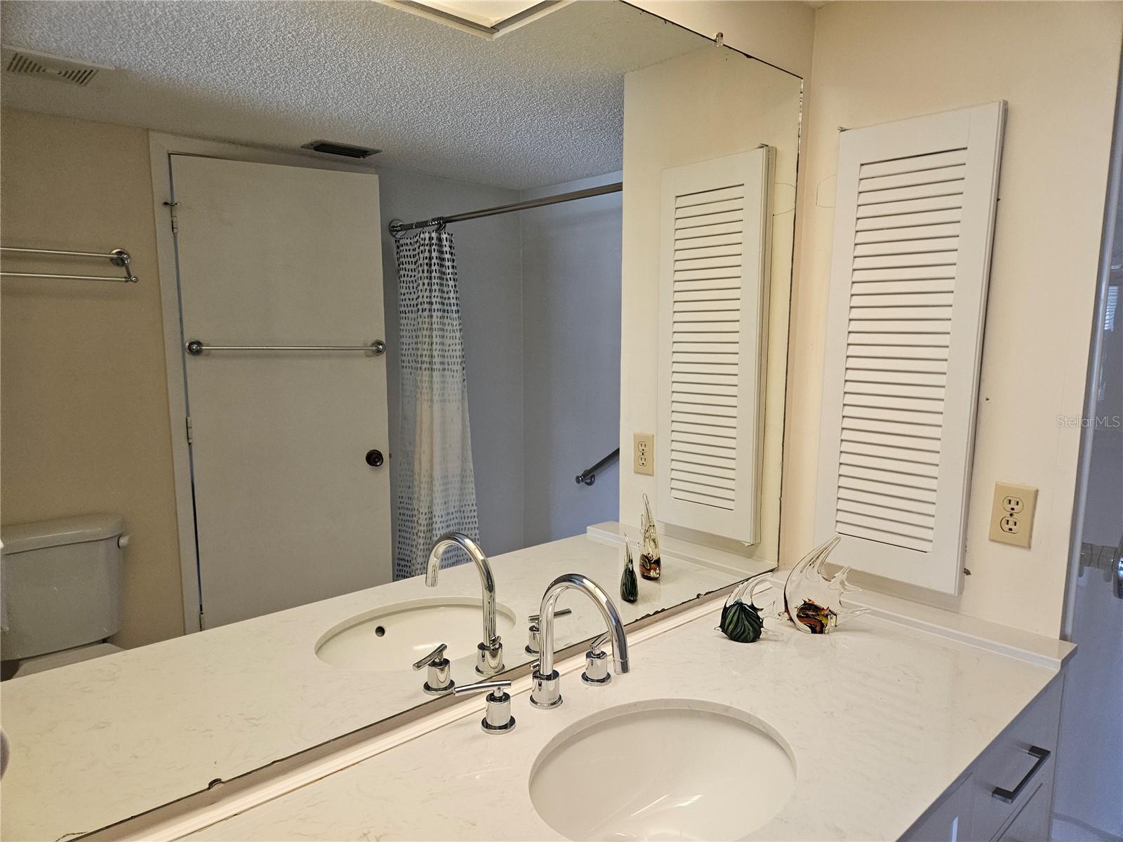 VILLAGE PLAZA SEC 3 - Residential