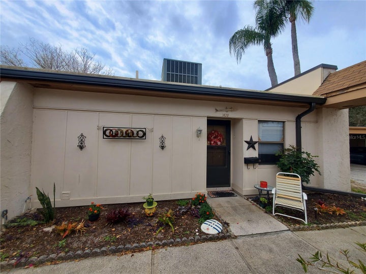 Photo 1 of 21 — 1428 ARROWHEAD CIRCLE W, CLEARWATER, FL 33759