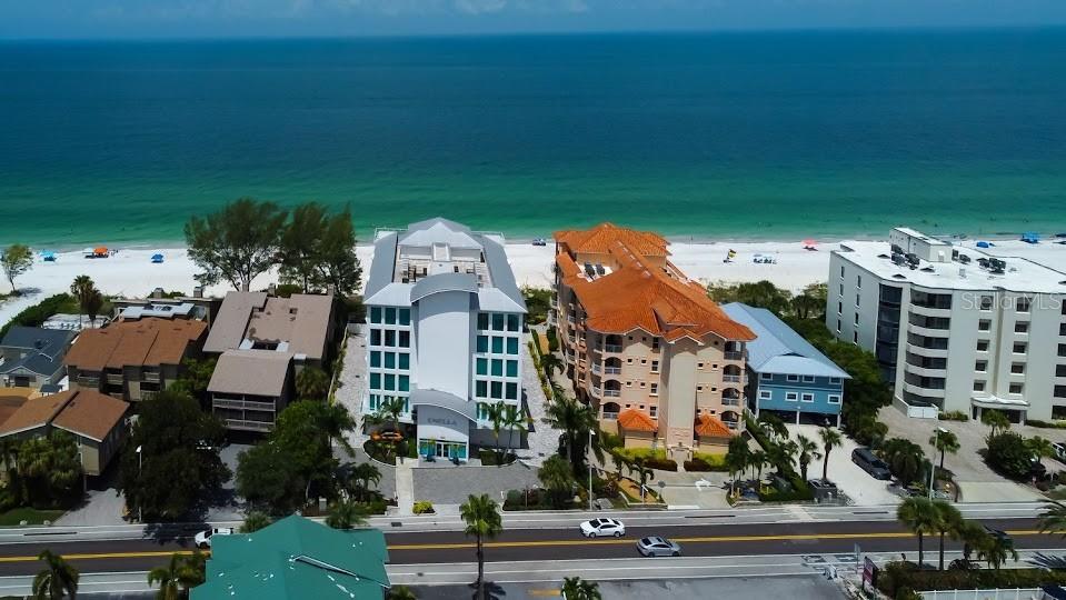 ONELLA CONDO - Residential