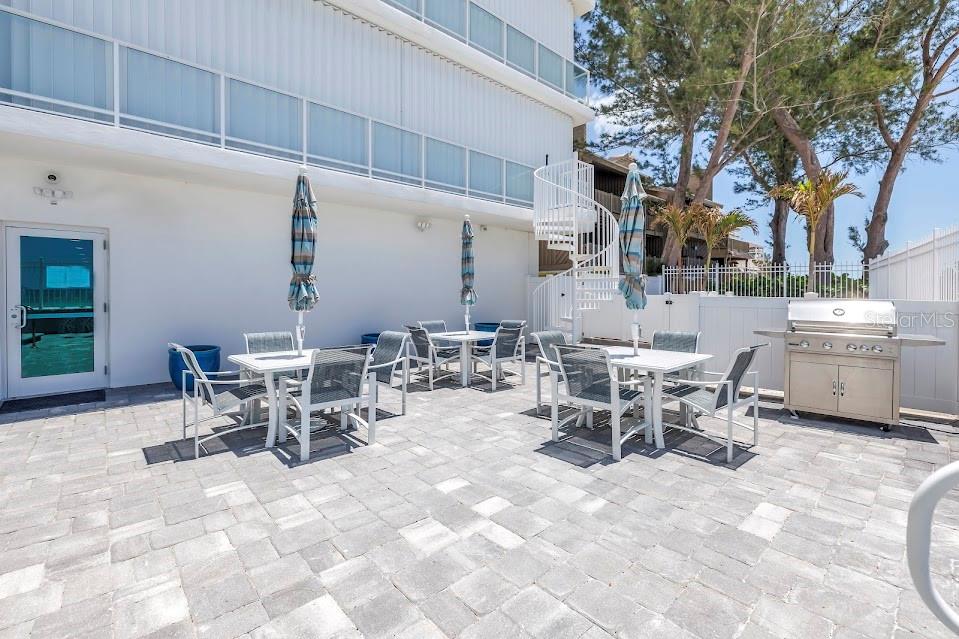 ONELLA CONDO - Residential