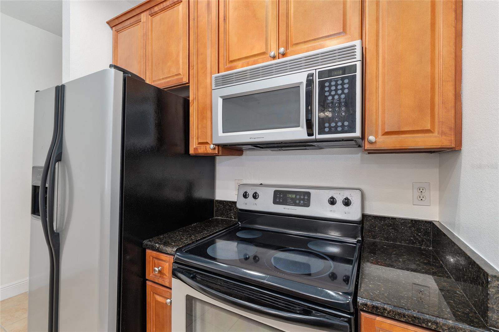 LIONSGATE CONDO - Residential