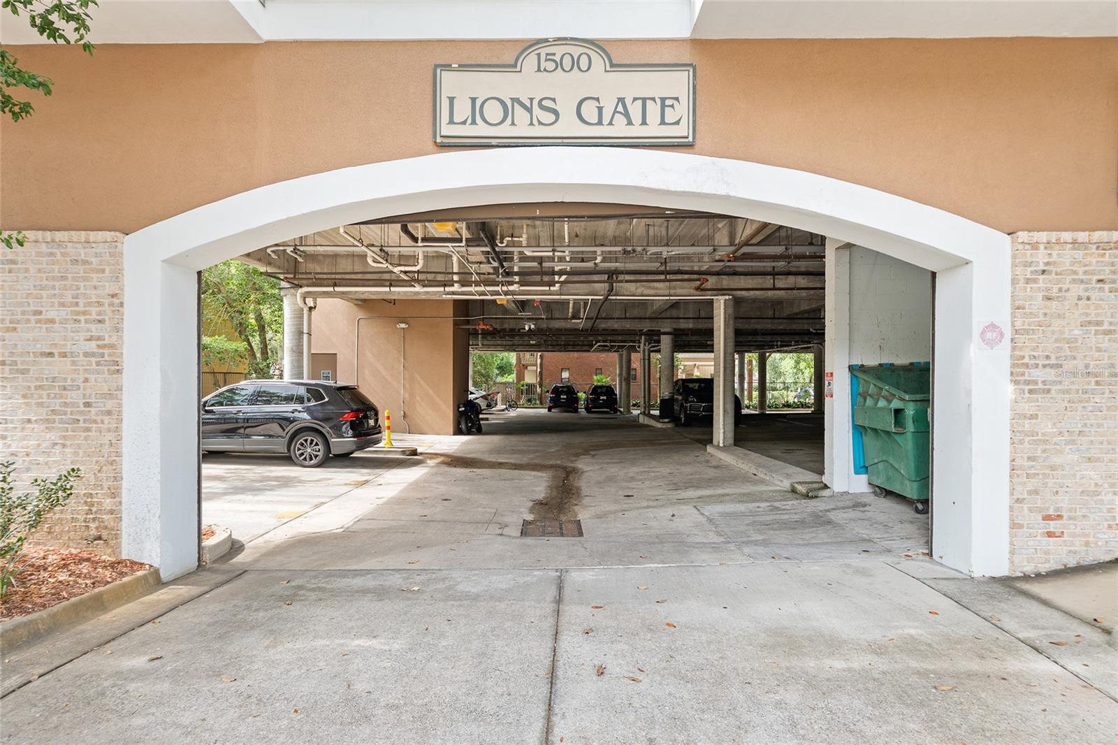 LIONSGATE CONDO - Residential