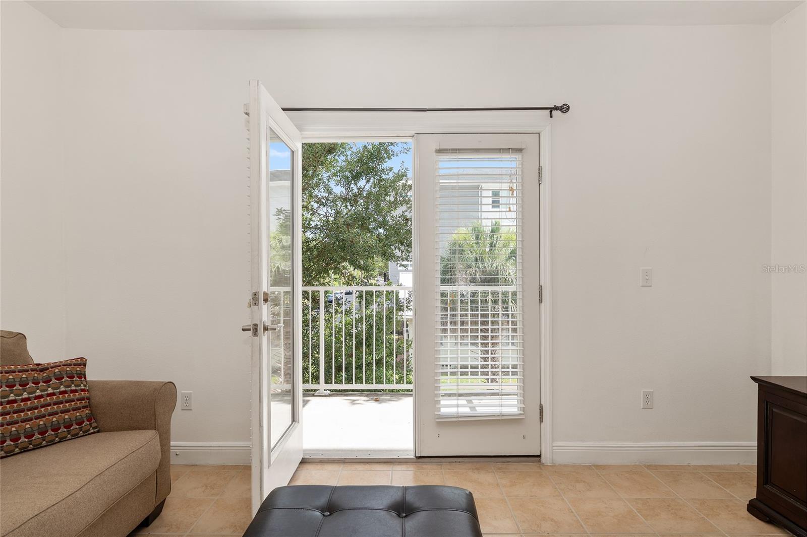 LIONSGATE CONDO - Residential