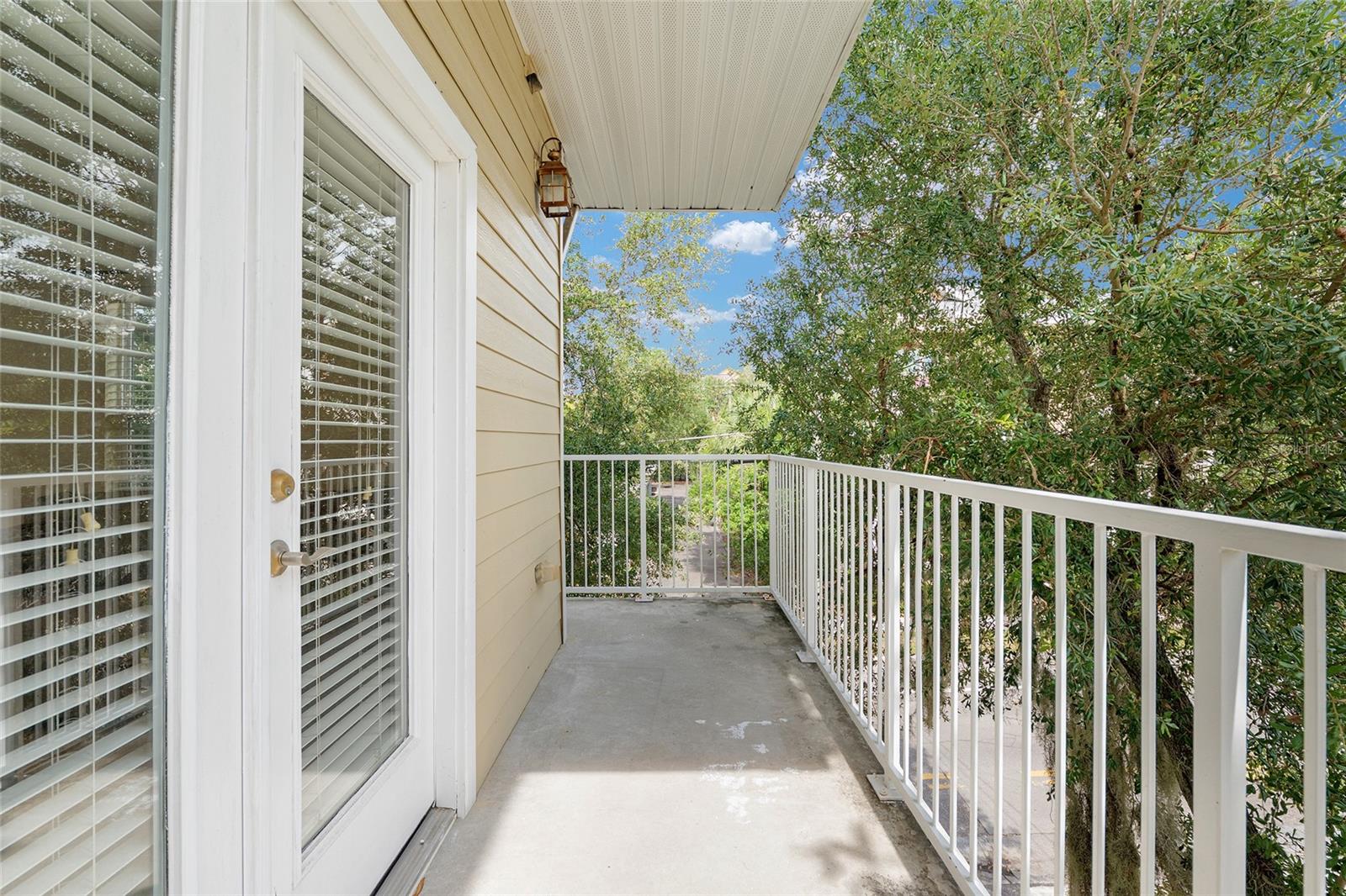 LIONSGATE CONDO - Residential