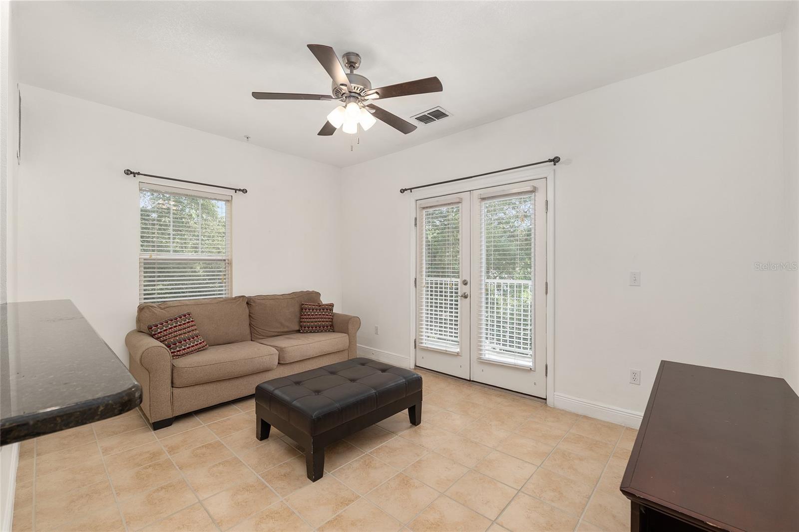 LIONSGATE CONDO - Residential