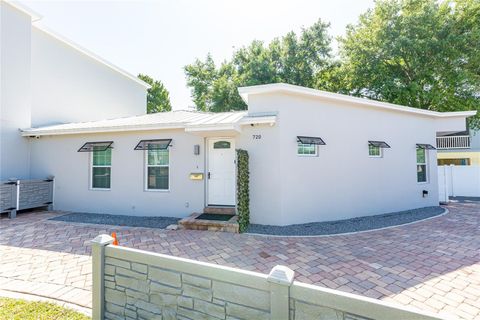 A home in WINTER PARK