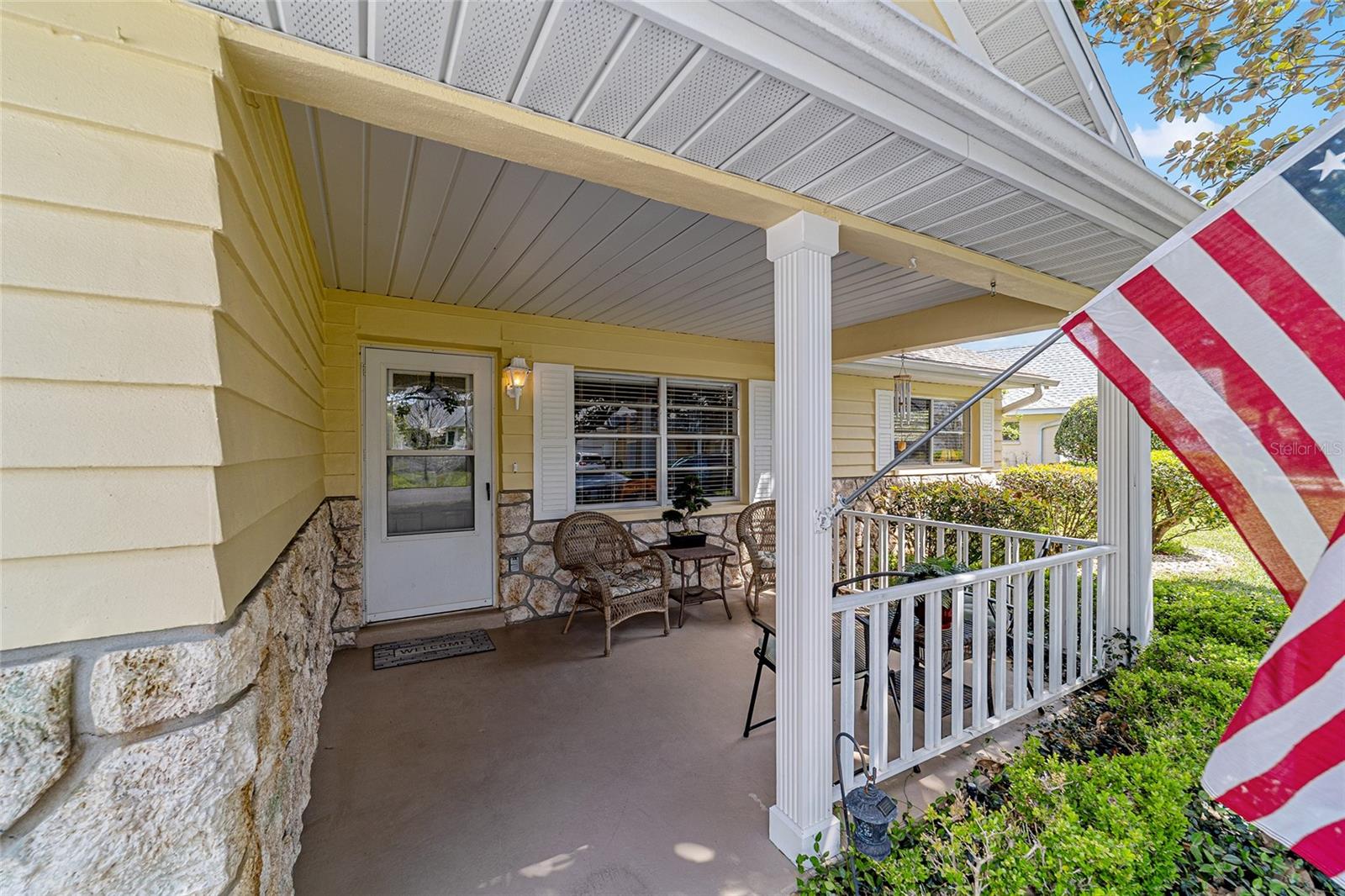 ON TOP OF THE WORLD - Residential