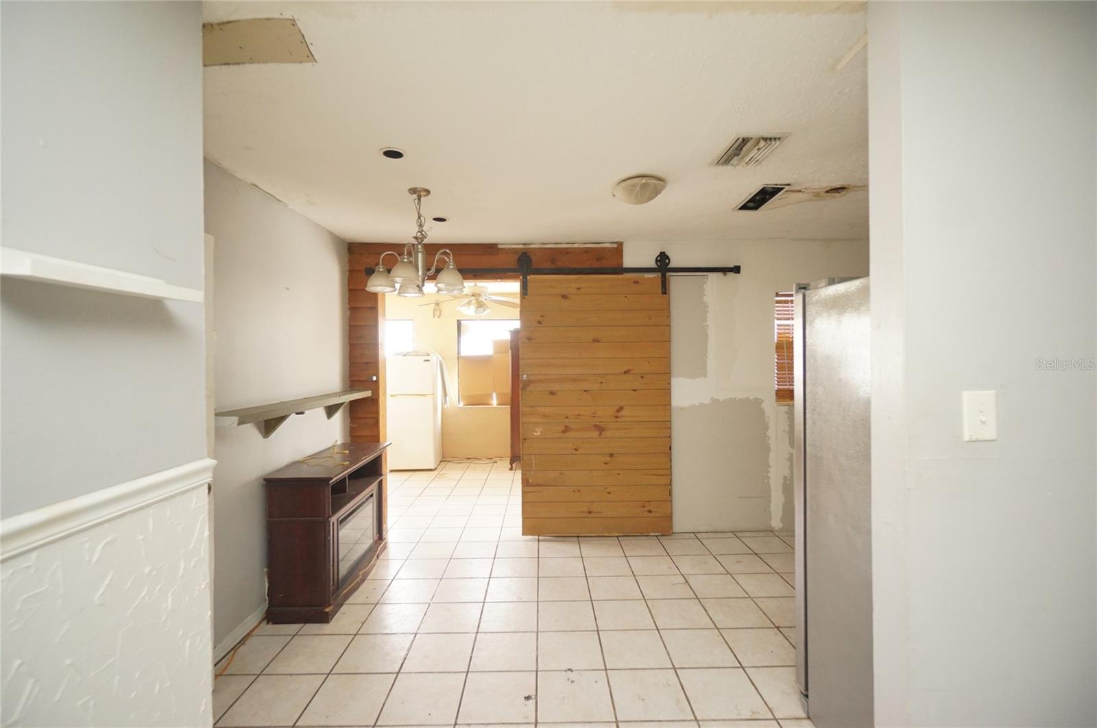 4911 N HABANA AVENUE