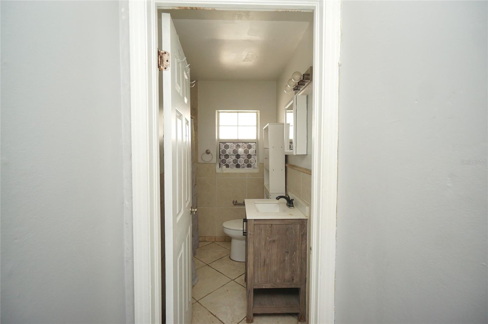 HABANA GARDENS - Commercial Sale