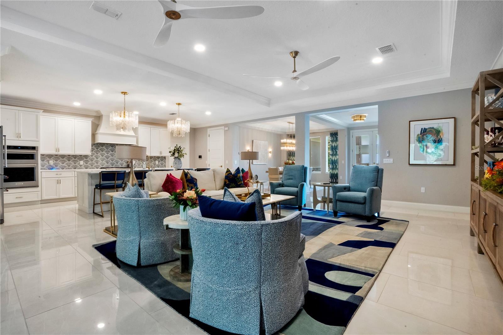 PALM COVE ESTATES - Residential
