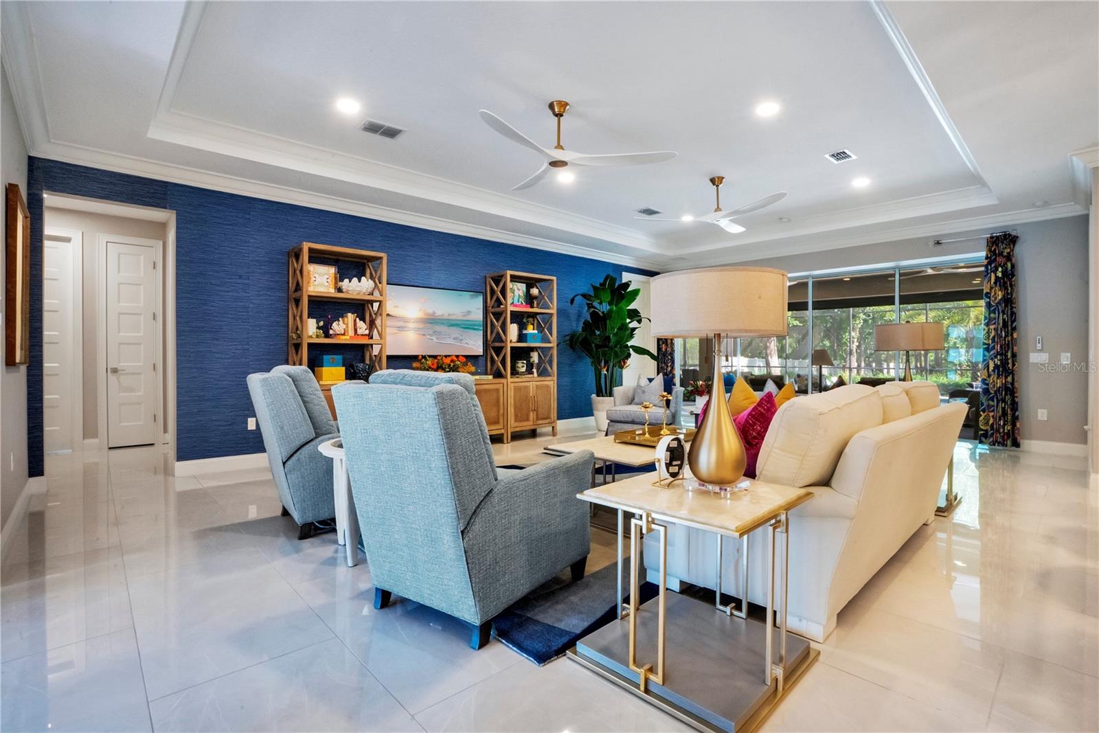 PALM COVE ESTATES - Residential