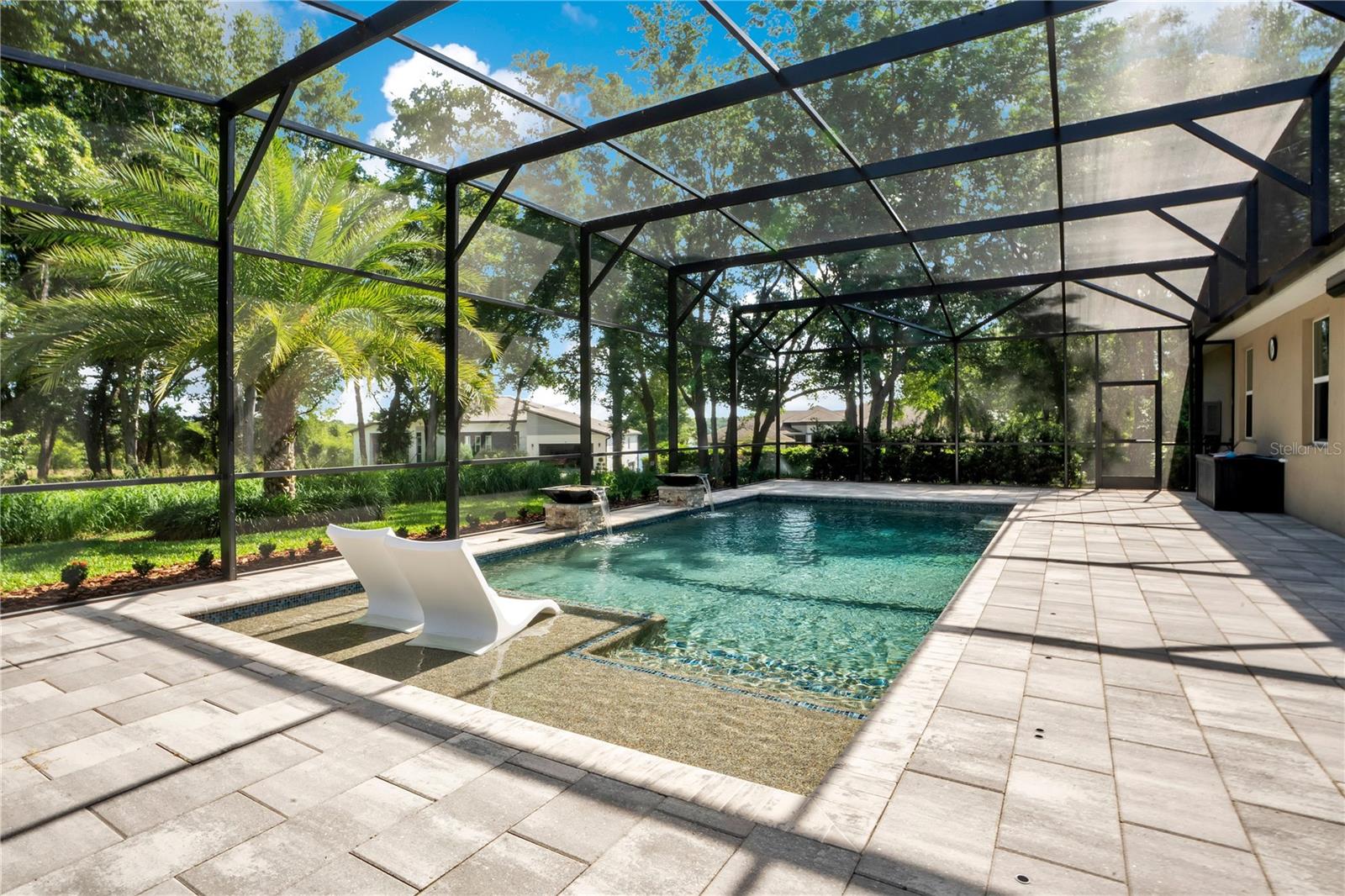 PALM COVE ESTATES - Residential