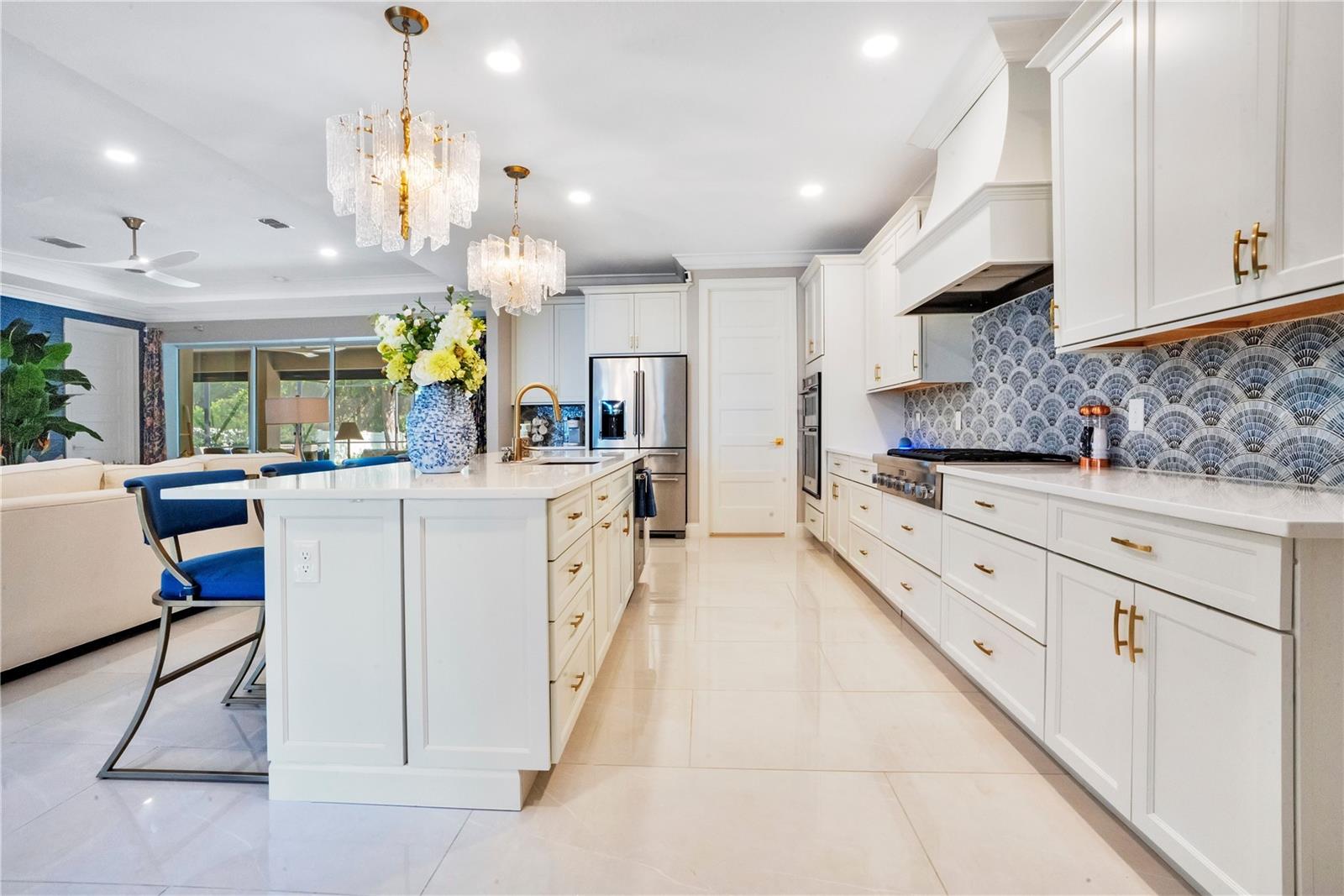PALM COVE ESTATES - Residential