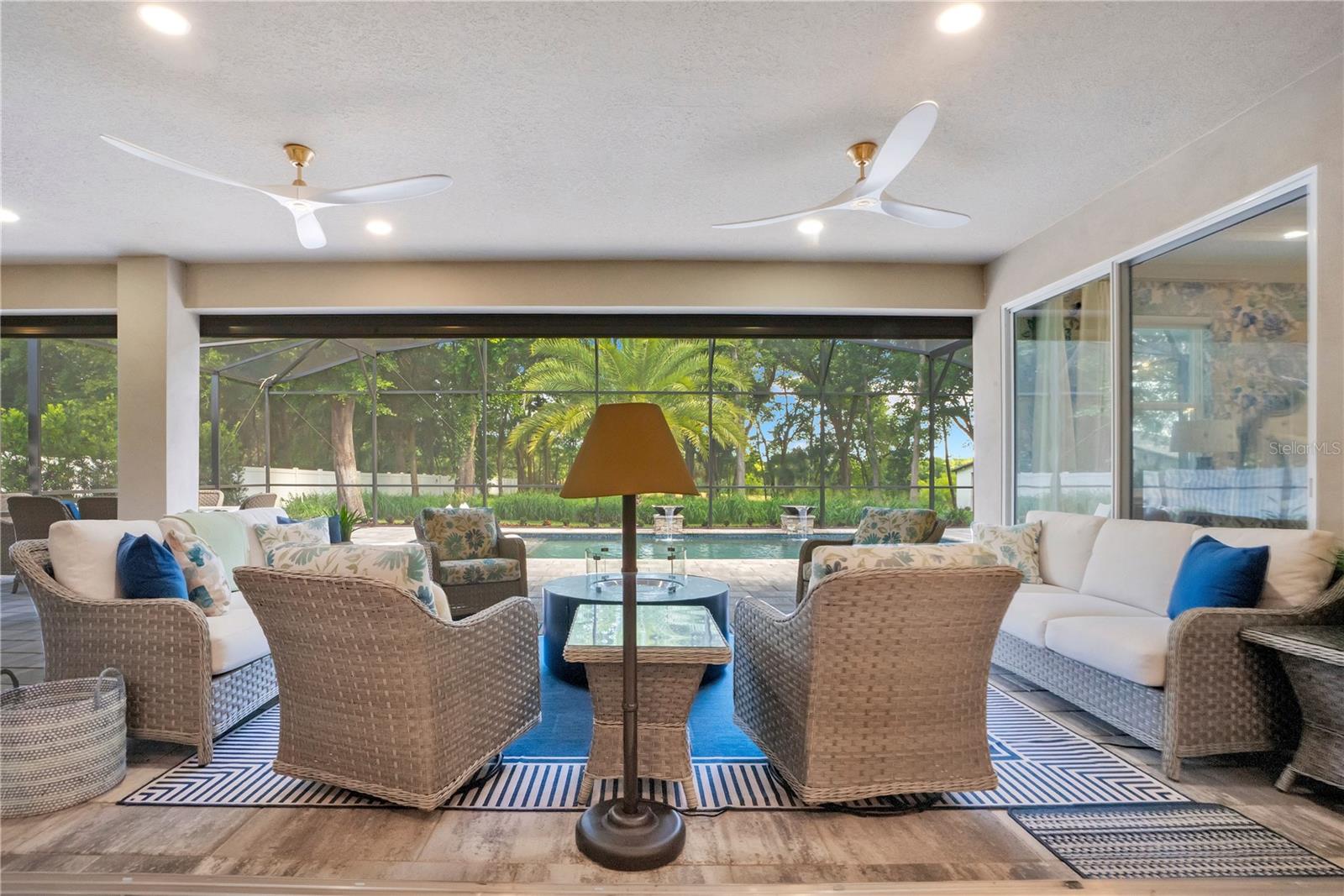 PALM COVE ESTATES - Residential