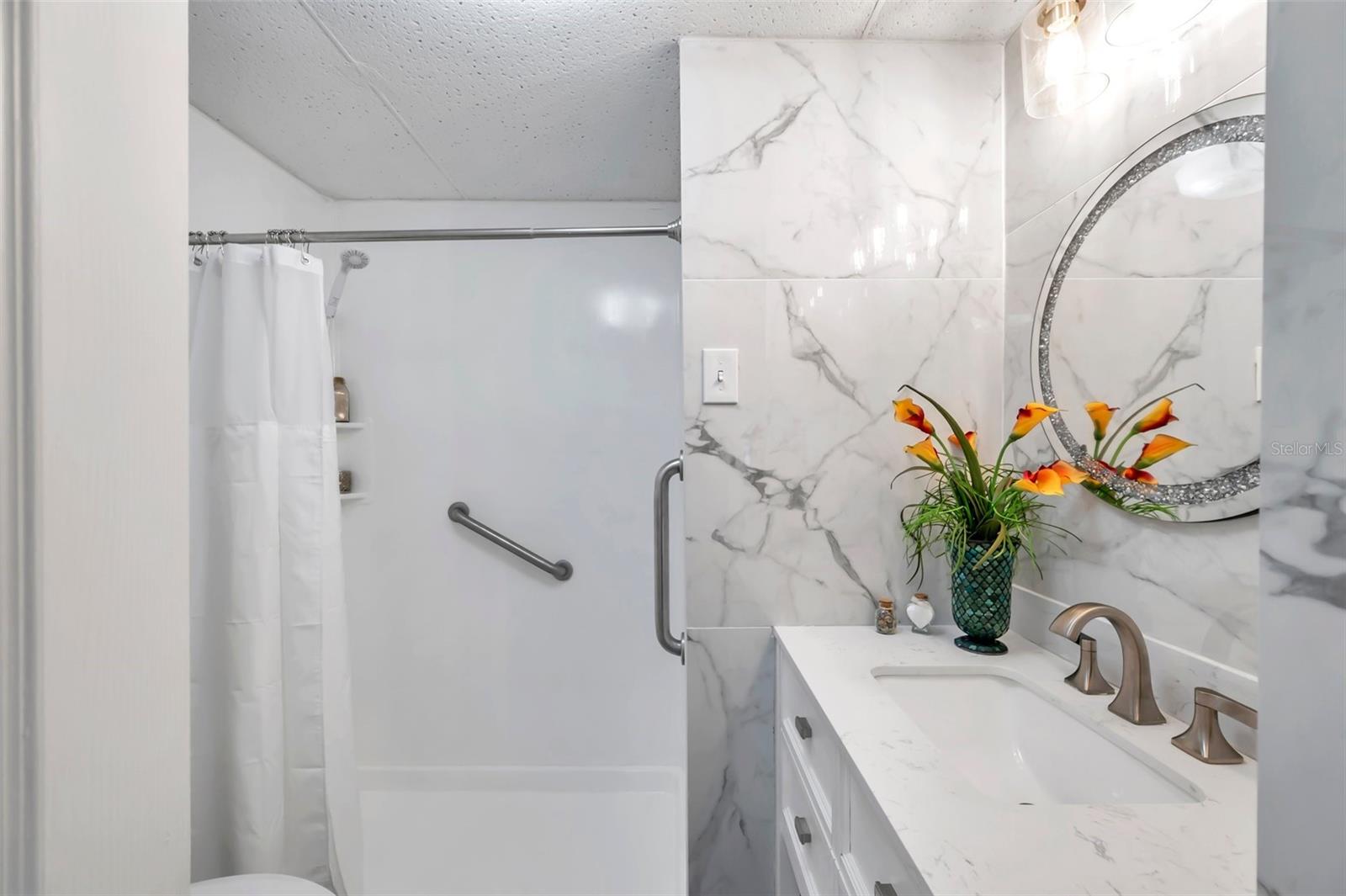 BUENA VISTA MANOR - Residential