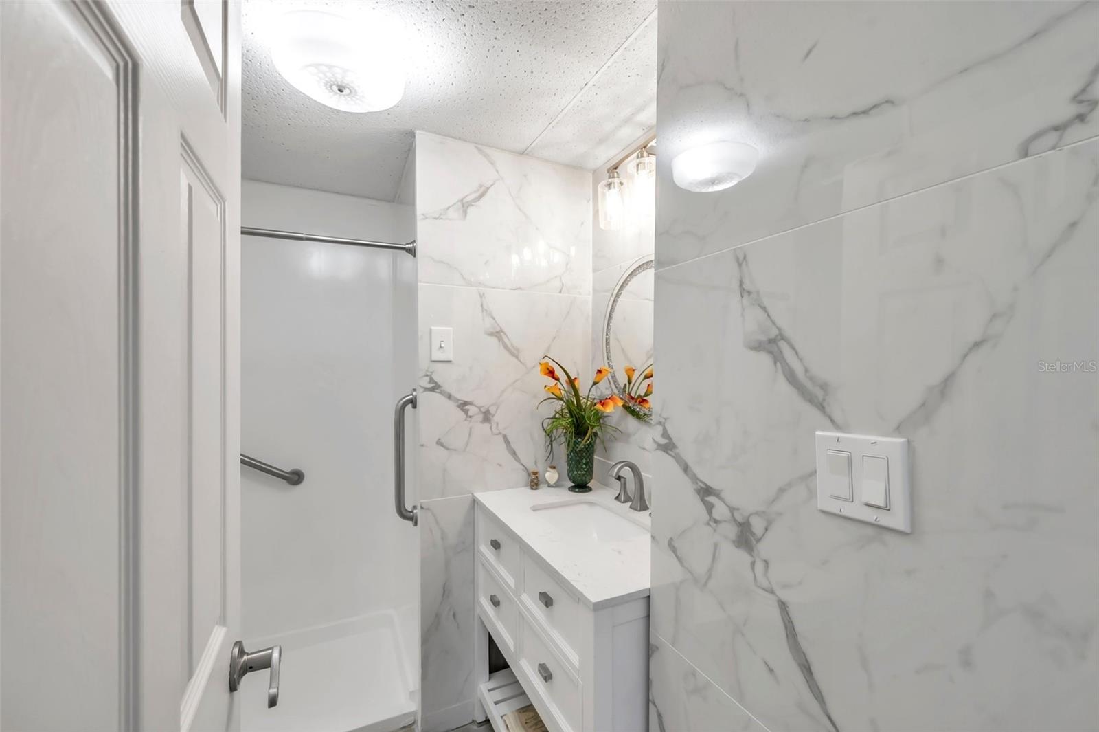 BUENA VISTA MANOR - Residential