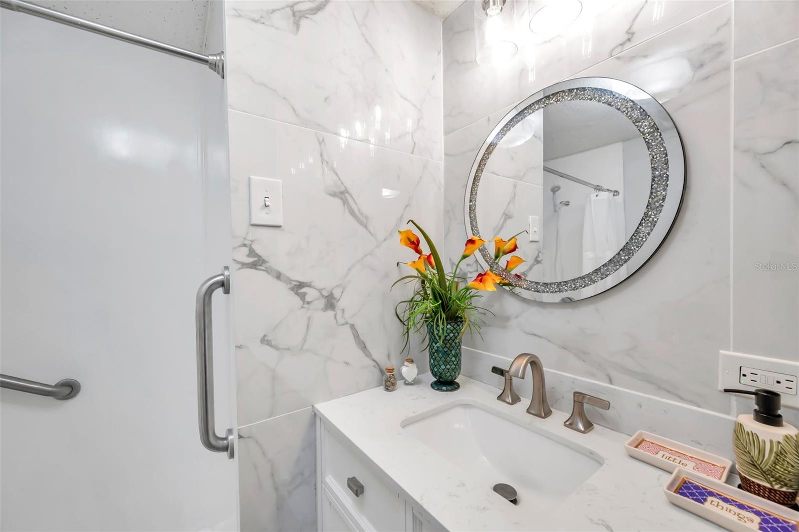 BUENA VISTA MANOR - Residential