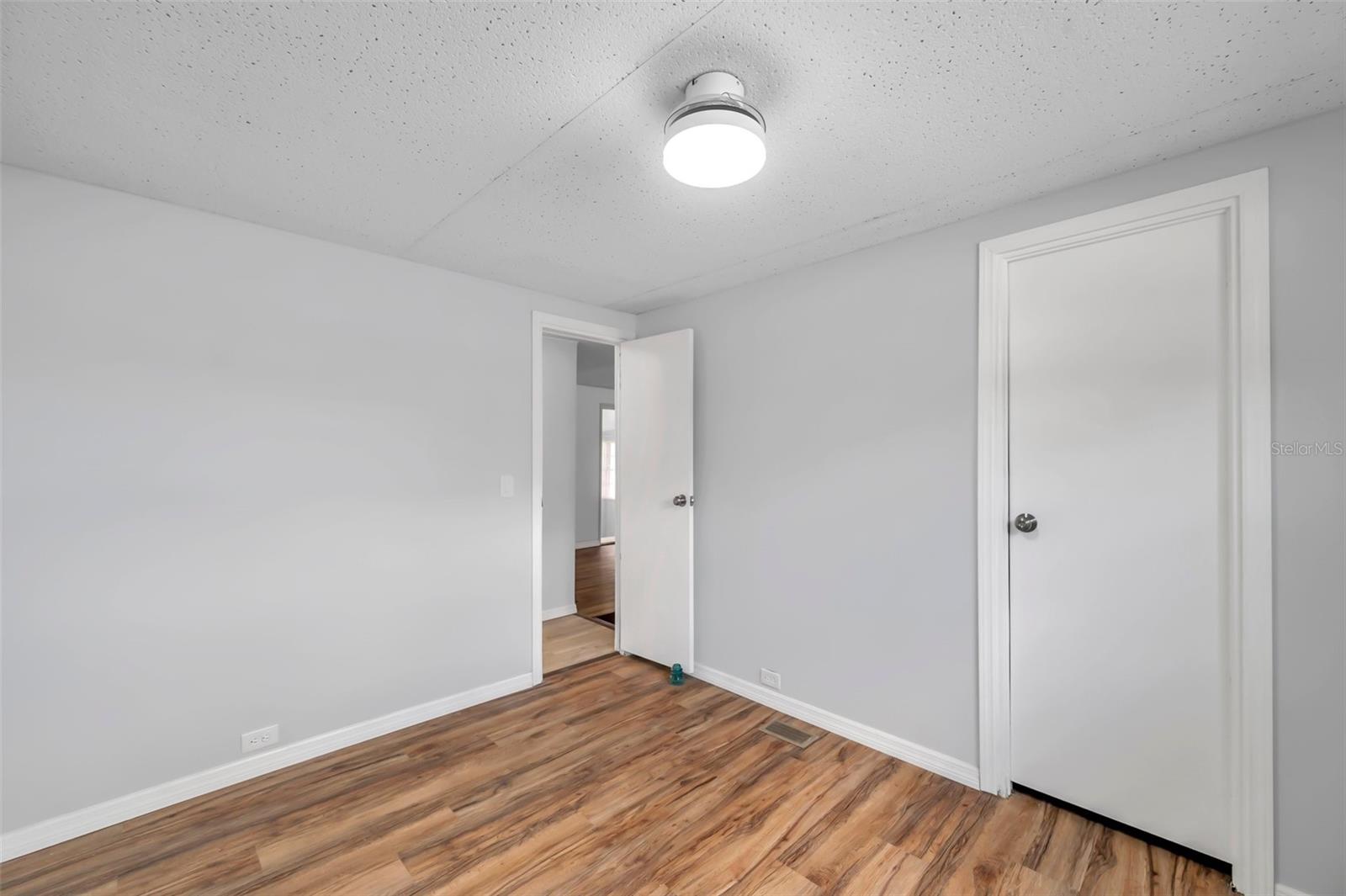 BUENA VISTA MANOR - Residential