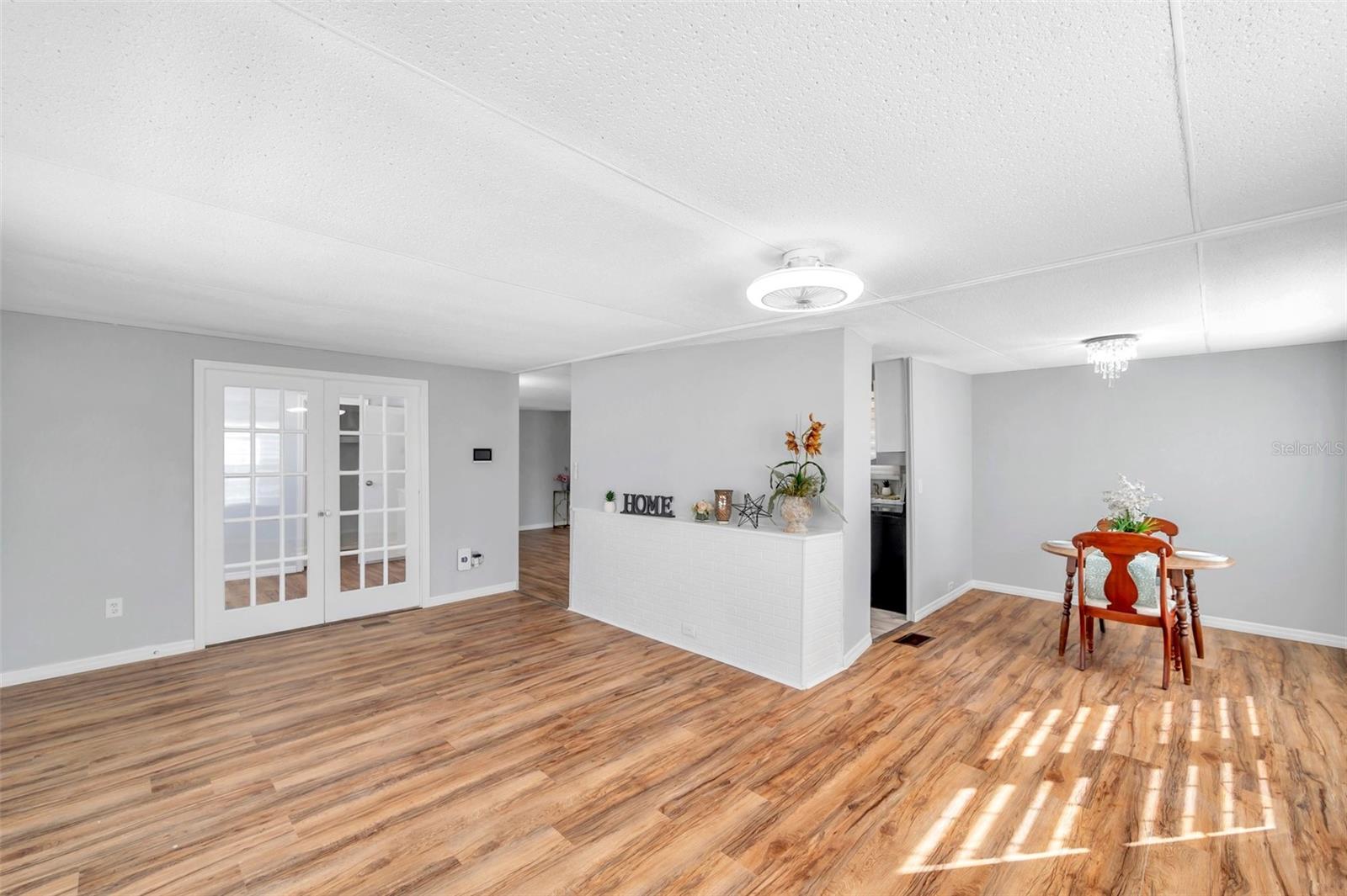 BUENA VISTA MANOR - Residential