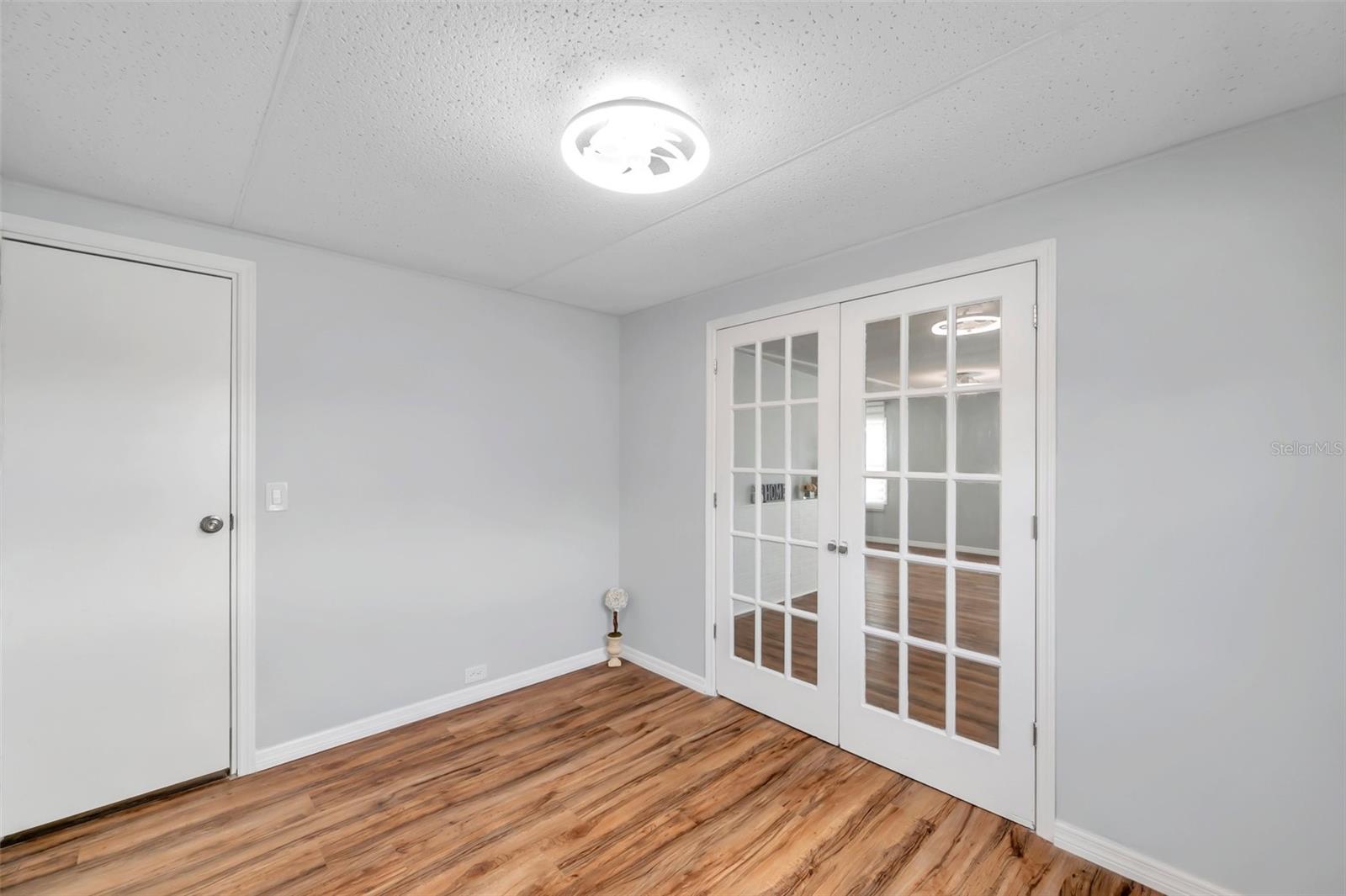 BUENA VISTA MANOR - Residential